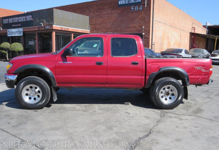 2004 Toyota Tacoma - Image 12