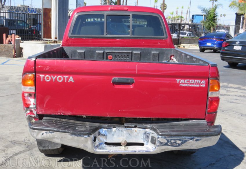 2004 Toyota Tacoma - Image 10