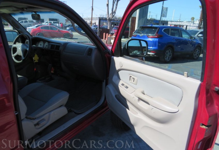 2004 Toyota Tacoma - Image 20