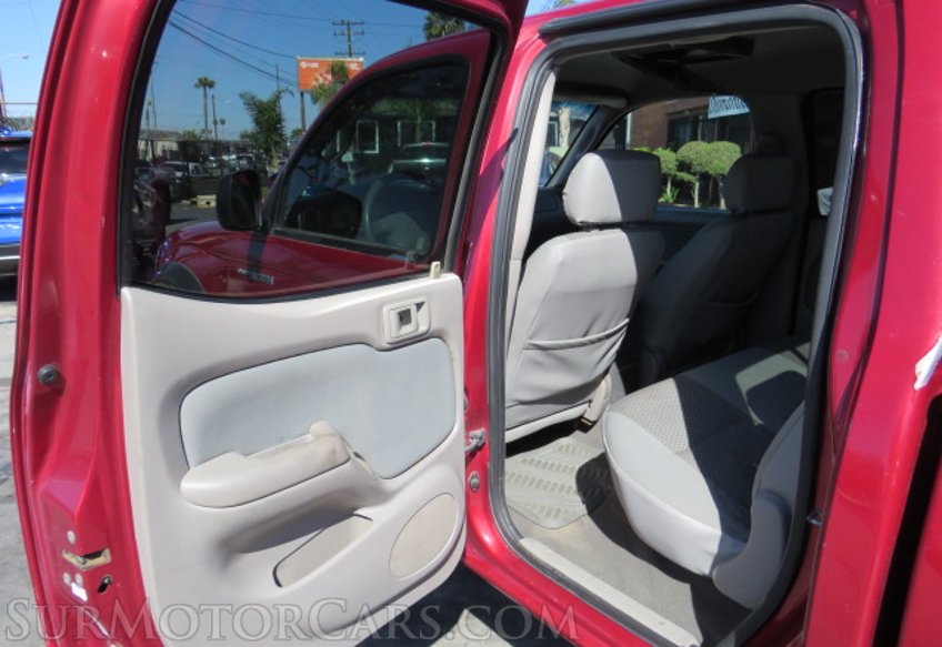 2004 Toyota Tacoma - Image 21