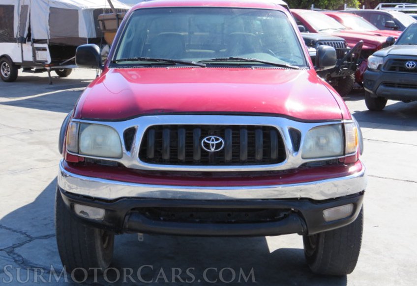 2004 Toyota Tacoma - Image 9