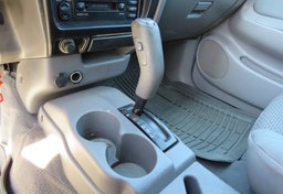 2004 Toyota Tacoma - Image 37