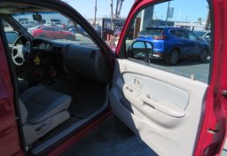 2004 Toyota Tacoma - Image 20