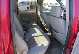 2004 Toyota Tacoma - Image 30
