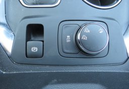 2021 Chevrolet Traverse - Image 45