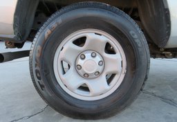 2022 Toyota Tacoma - Image 17