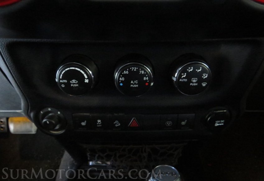 2014 Jeep Wrangler Unlimited - Image 38