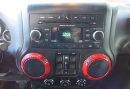 2014 Jeep Wrangler Unlimited - Image 36