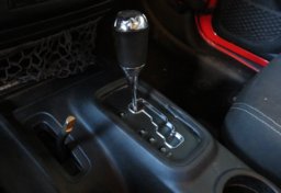 2014 Jeep Wrangler Unlimited - Image 39