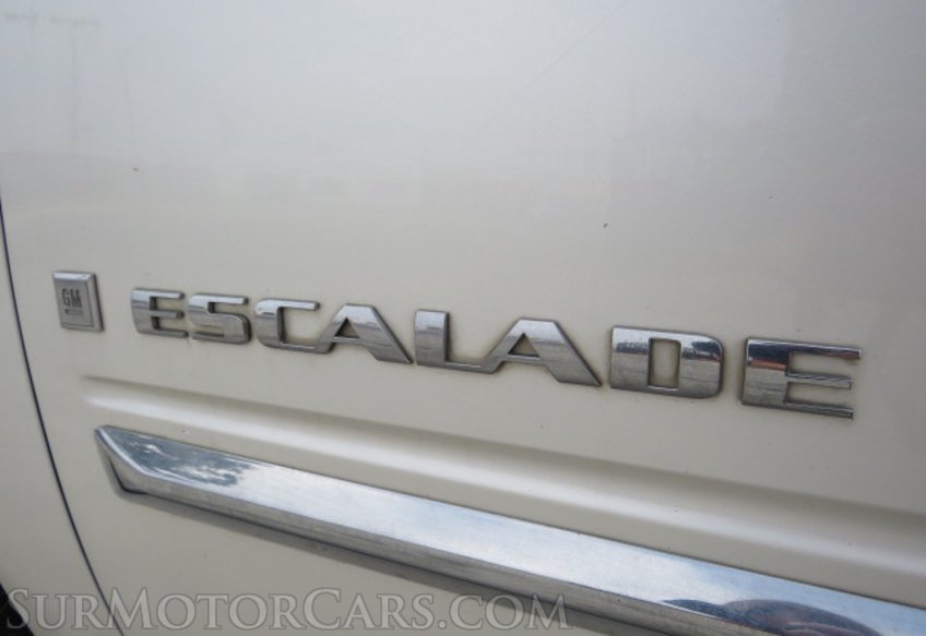 2007 Cadillac Escalade - Image 19