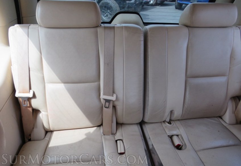 2007 Cadillac Escalade - Image 35
