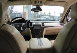 2007 Cadillac Escalade - Image 37