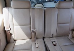 2007 Cadillac Escalade - Image 35