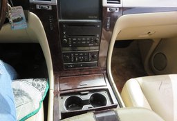 2007 Cadillac Escalade - Image 51