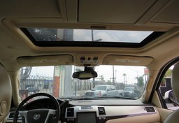2007 Cadillac Escalade - Image 38
