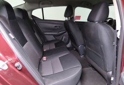 2025 Nissan Sentra - Image 26