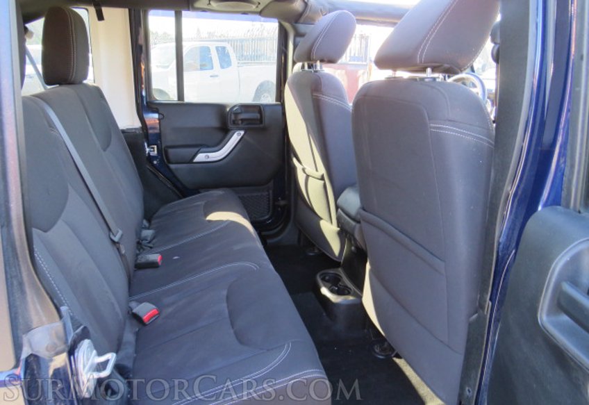 2013 Jeep Wrangler Unlimited - Image 30