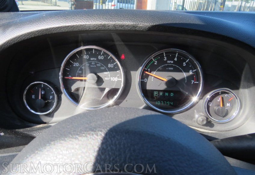 2013 Jeep Wrangler Unlimited - Image 32