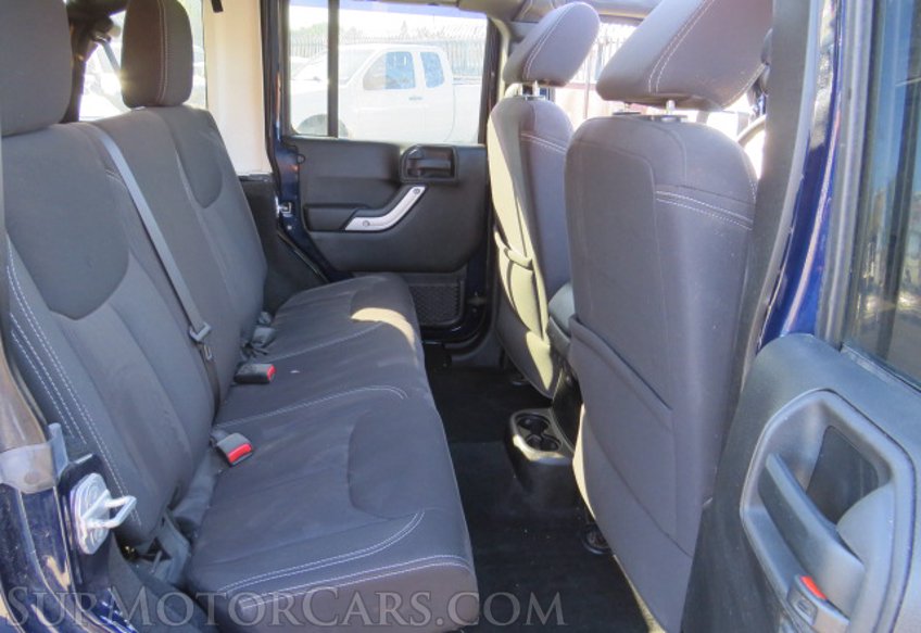 2013 Jeep Wrangler Unlimited - Image 28