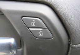 2021 Chevrolet Silverado 1500 - Image 42