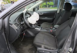 2019 Nissan Sentra - Image 25