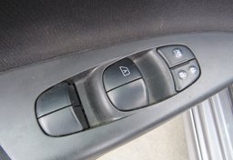 2019 Nissan Sentra - Image 40