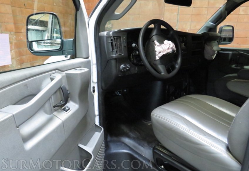 2020 Chevrolet Express Cargo Van - Image 20