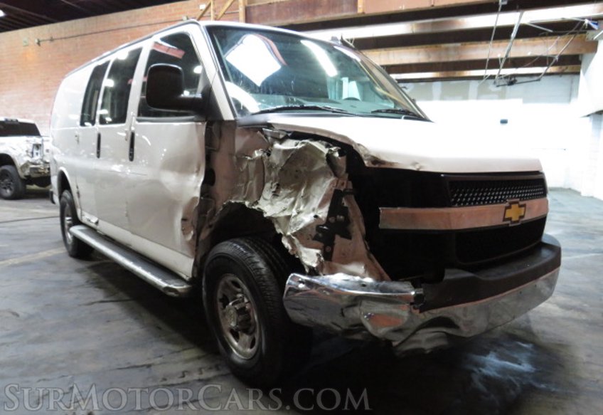 2020 Chevrolet Express Cargo Van - Image 4