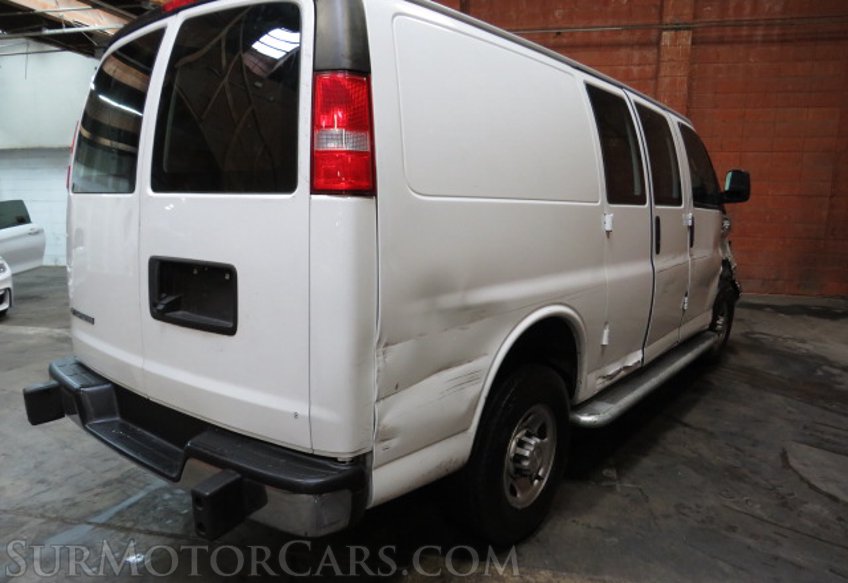 2020 Chevrolet Express Cargo Van - Image 10