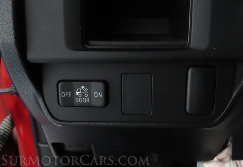 2017 Toyota Tacoma - Image 41