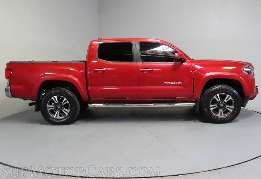 2017 Toyota Tacoma - Image 6