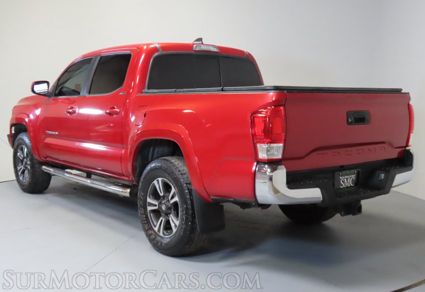 2017 Toyota Tacoma - Image 10