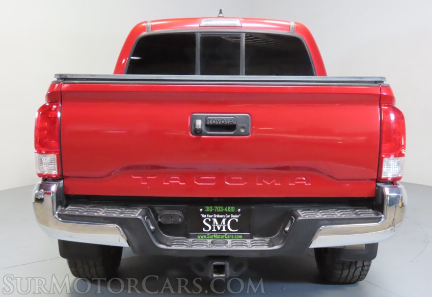 2017 Toyota Tacoma - Image 11