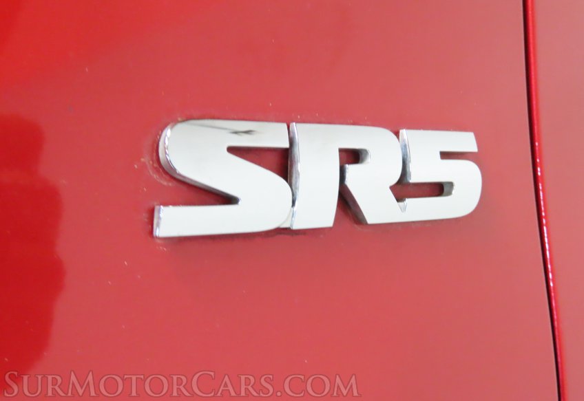 2017 Toyota Tacoma - Image 17