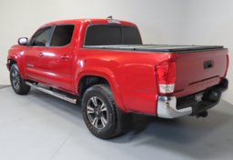 2017 Toyota Tacoma - Image 8