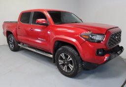 2017 Toyota Tacoma - Image 2