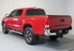 2017 Toyota Tacoma - Image 10