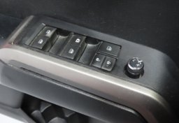 2017 Toyota Tacoma - Image 44