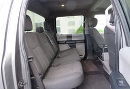 2017 Ford F-150 - Image 30