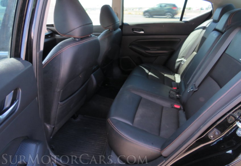 2019 Nissan Altima - Image 25