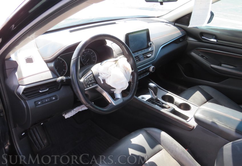 2019 Nissan Altima - Image 21