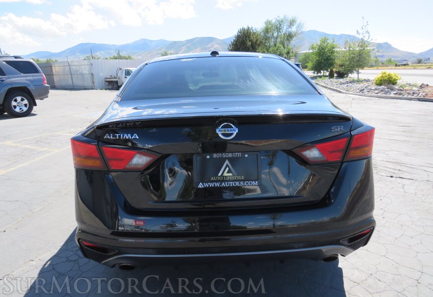 2019 Nissan Altima - Image 11