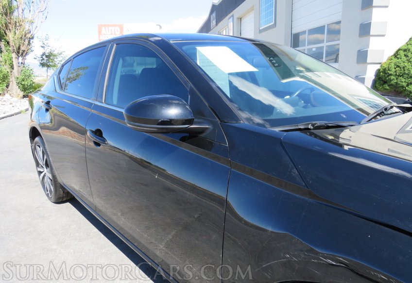 2019 Nissan Altima - Image 13