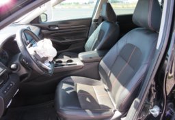 2019 Nissan Altima - Image 23