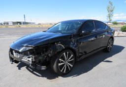 2019 Nissan Altima - Image 2