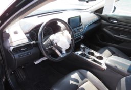 2019 Nissan Altima - Image 21