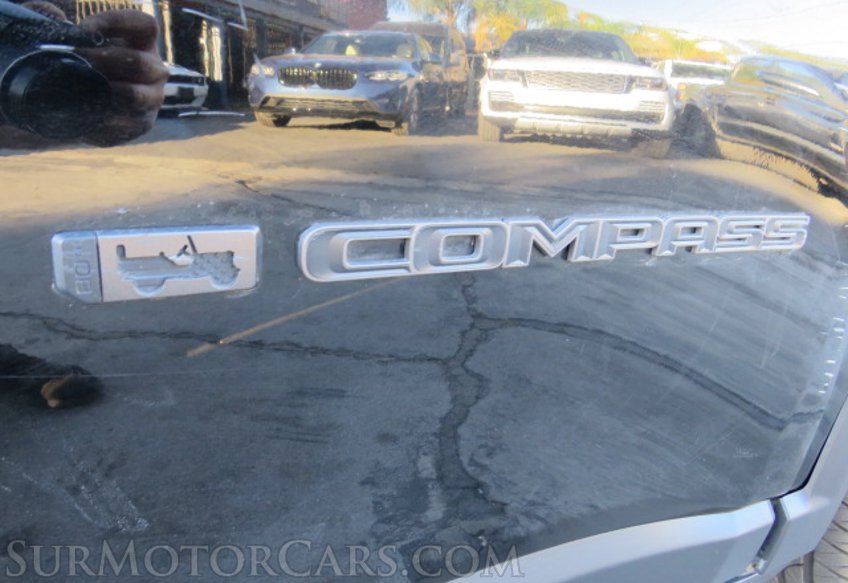 2021 Jeep Compass - Image 17