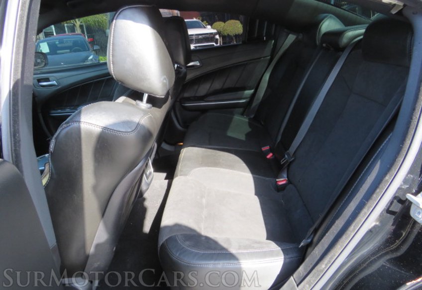 2021 Dodge Charger - Image 33