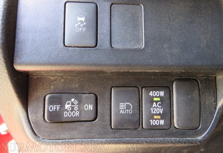 2021 Toyota Tacoma 4WD - Image 43