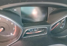 2017 Ford Focus - Image 10